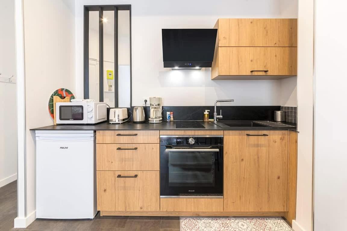 L'Echapee- Bel Appartement Renove Et Proche Gare 렌 외부 사진
